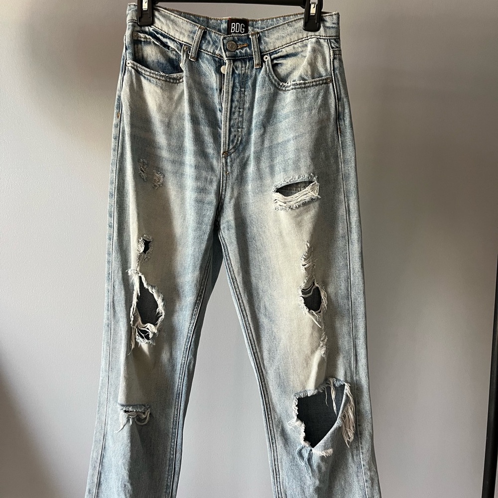 Size 26 ripped BDG jeans